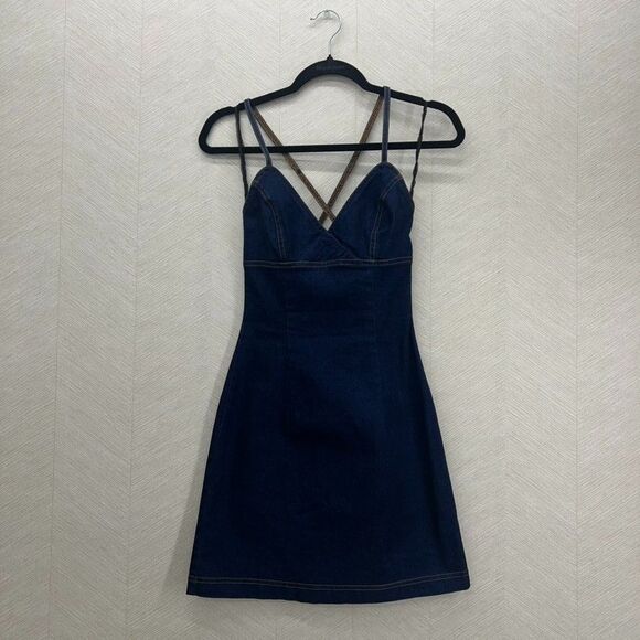 Guess 5762Q Crossback Strap Blue Denim Bodycon Dress Womens Size 3 - Picture 1 of 7